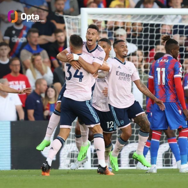  阿森纳险胜水晶宫，萨卡造三球主导战局  